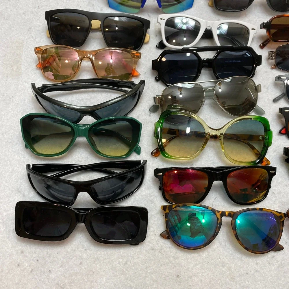 Lot Of 20 Unbranded Sunglasses Unisex OS Multicolor Mixed Style Pairs Bundle